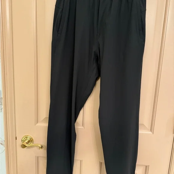 Lululemon Men’s Surge Jogger *Tall* Size M | Smoked Spruce - Picture 6 of 9